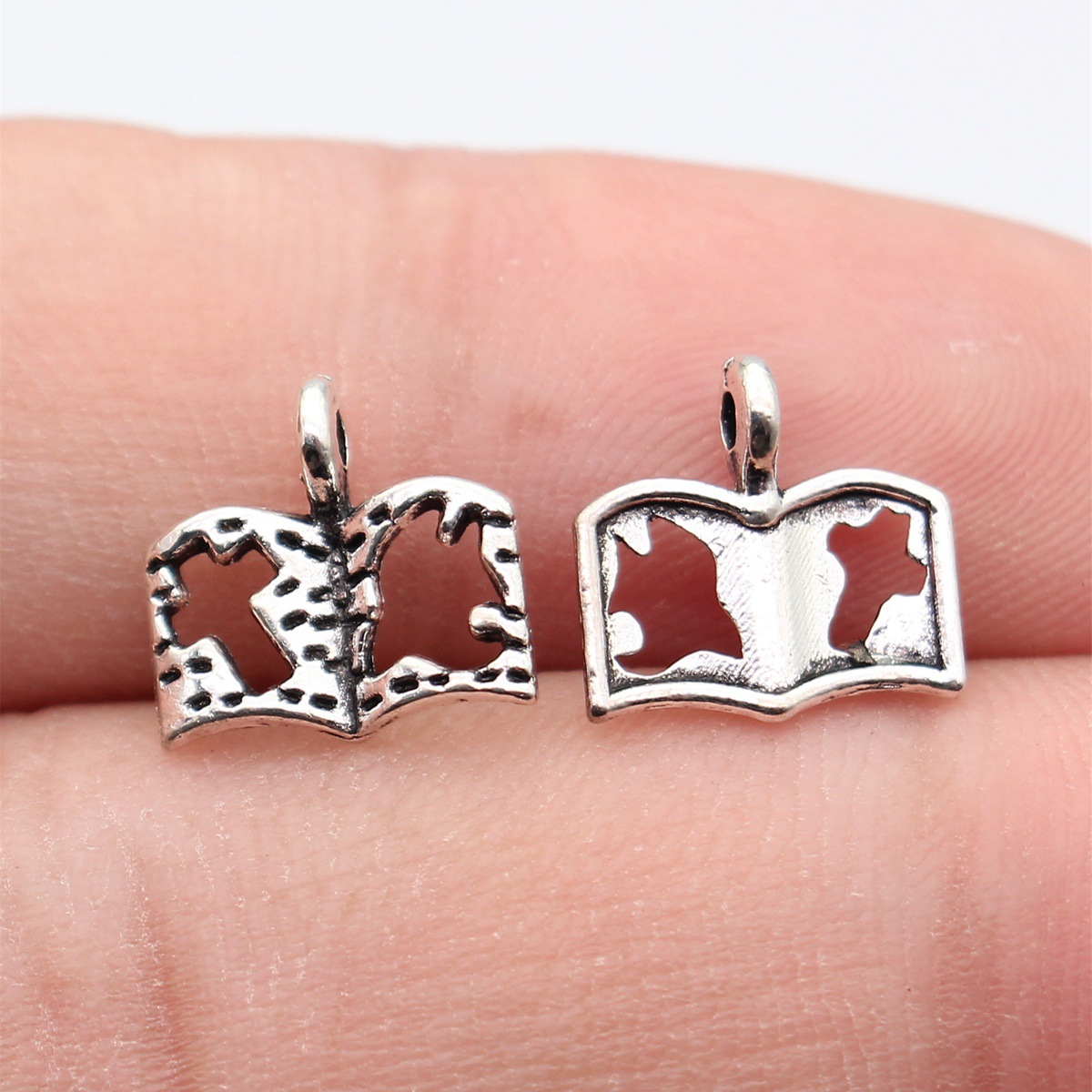 80 peças de pingentes de cruz  - Jewelry Making Books avaliação e preço